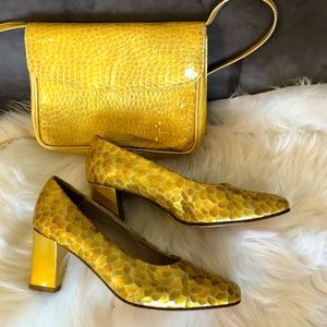 24 VINTAGE HEELS AND PURSE  - crocodile style leather retro